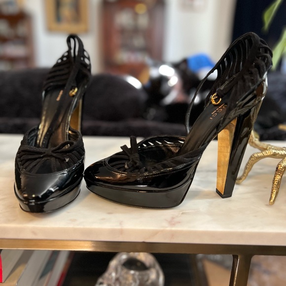 Gucci Black Patent Suede Heels size 8 - Picture 1 of 8